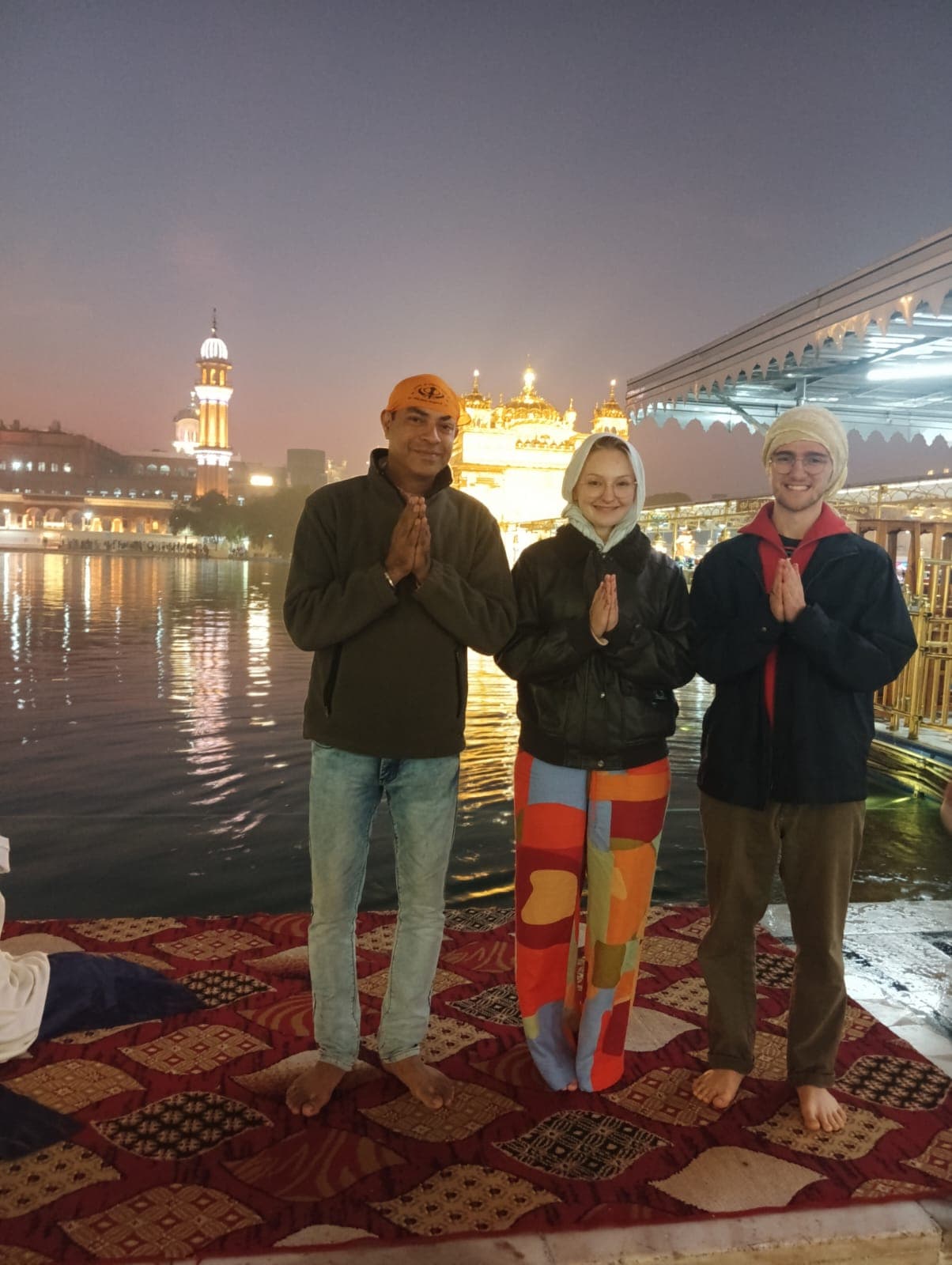 Golden Temple Tour with Jallianwala Bagh thumbnail 4
